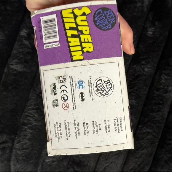 NEW NECA DC Comics x Ben Cooper The Joker 6" Clothed Action Figure - Picture 6 of 6